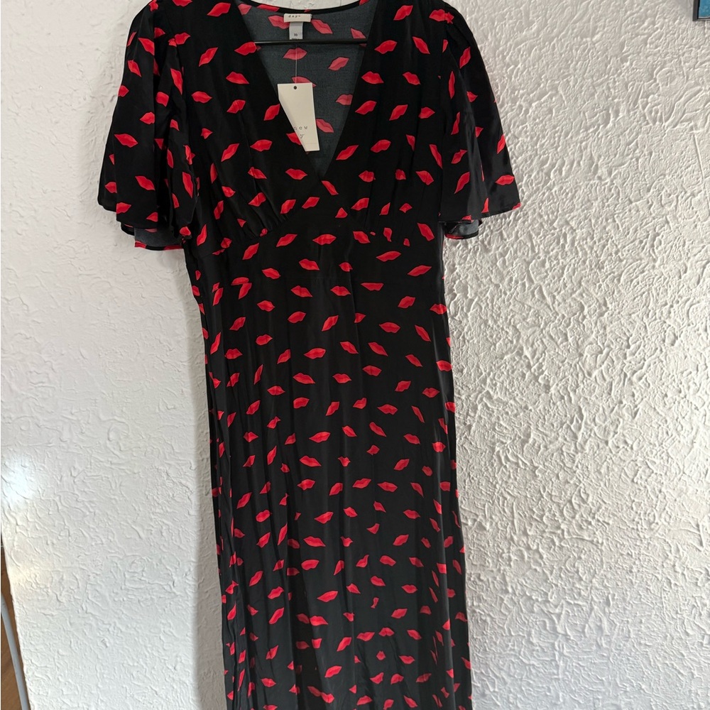 A NEW DAY | NWT Elegant Black and Red Lip Print Dress